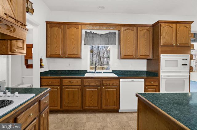 615 PATUXENT REACH DR, Prince Frederick, MD 20678