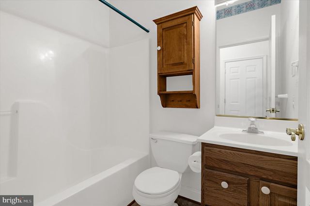 615 PATUXENT REACH DR, Prince Frederick, MD 20678