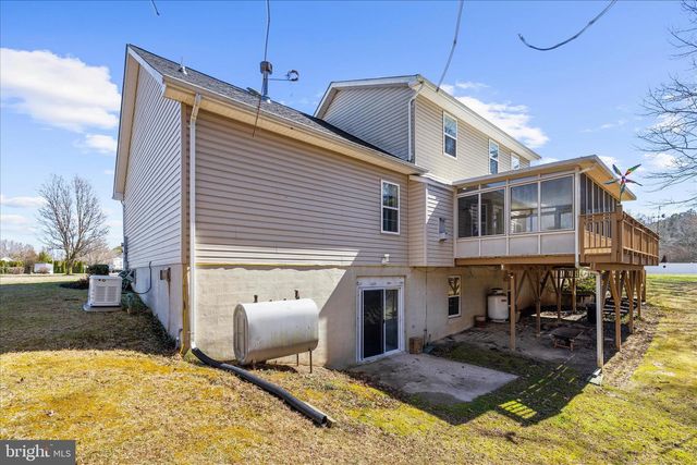 615 PATUXENT REACH DR, Prince Frederick, MD 20678