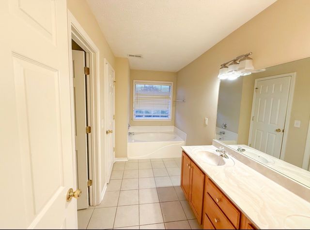 1232 Canyon Ridge Ct, Antioch, TN 37013