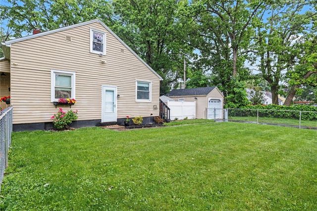192 Bonesteel Street, Greece, NY 14616