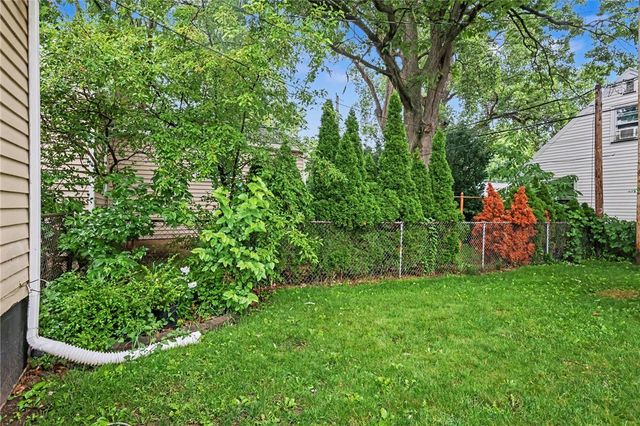 192 Bonesteel Street, Greece, NY 14616