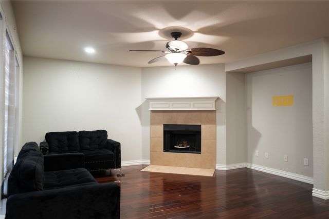 5440 Kleberg Drive, Grand Prairie, TX 75052