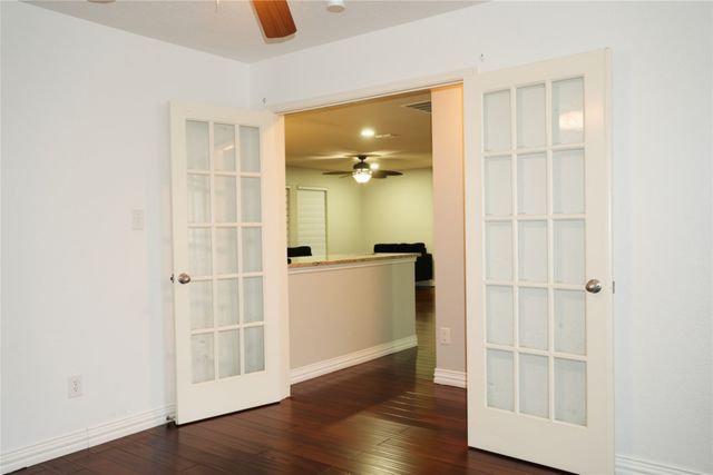 5440 Kleberg Drive, Grand Prairie, TX 75052