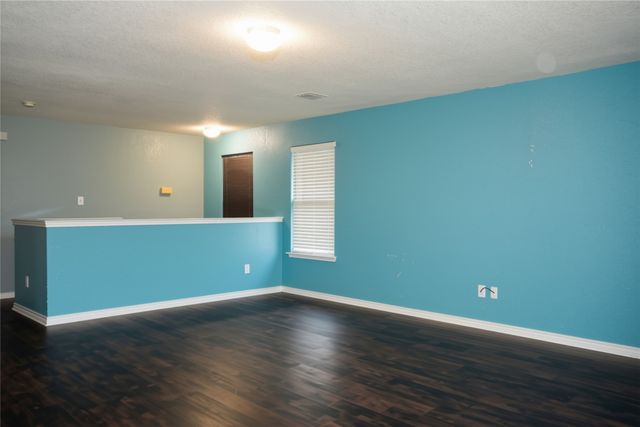 5440 Kleberg Drive, Grand Prairie, TX 75052