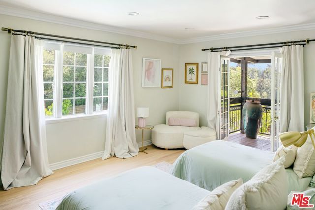 690 Westgate Street, Pasadena, CA 91103