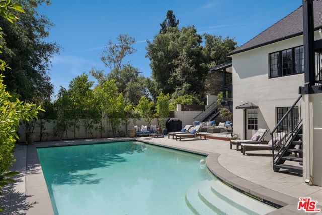 690 Westgate Street, Pasadena, CA 91103
