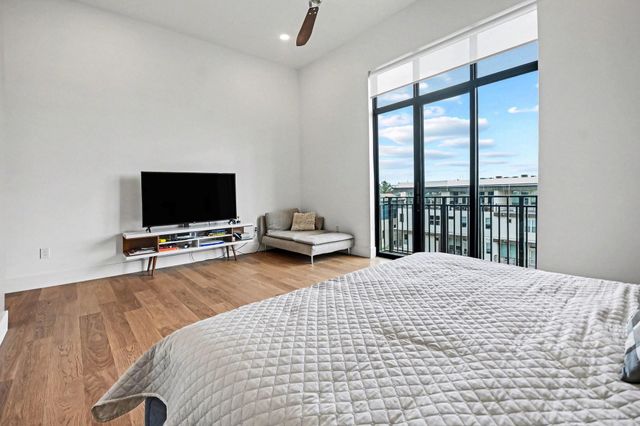 4820 Caroline Street 501, Houston, TX 77004