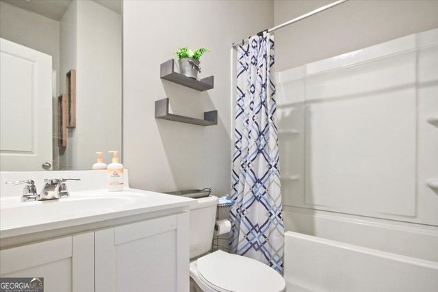 159 Azalea Bloom Drive, Loganville, GA 30052