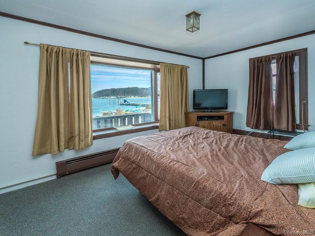 61 The Boulevard, Sea Cliff, NY 11579