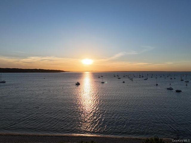 61 The Boulevard, Sea Cliff, NY 11579