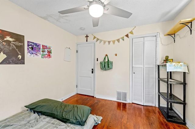 2004 NE 37th Terrace, Kansas City, MO 64116