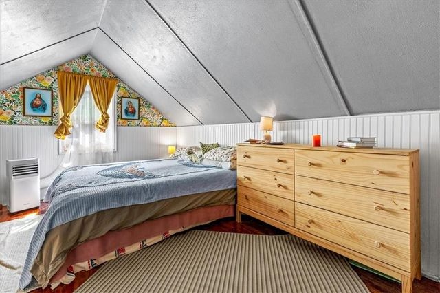 2004 NE 37th Terrace, Kansas City, MO 64116