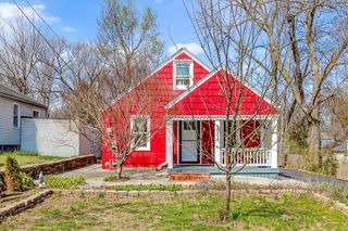 2004 NE 37th Terrace, Kansas City, MO 64116