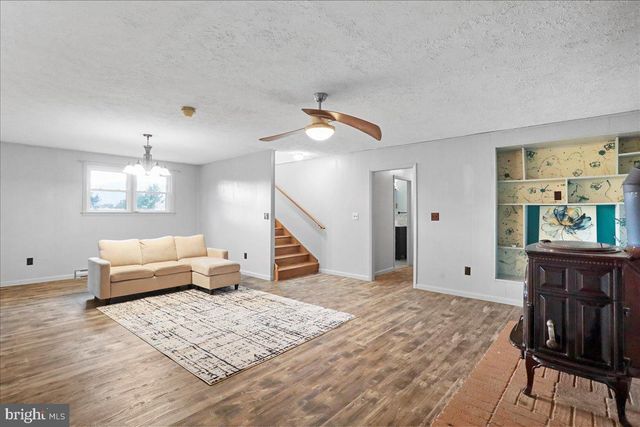 1716 RIDGEWAY RD, Front Royal, VA 22630