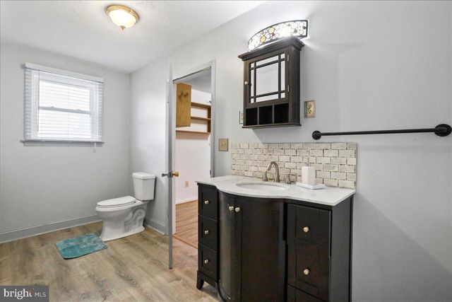 1716 RIDGEWAY RD, Front Royal, VA 22630