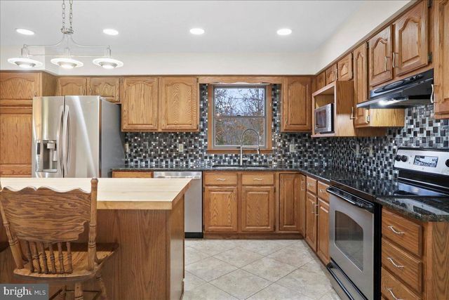 1716 RIDGEWAY RD, Front Royal, VA 22630