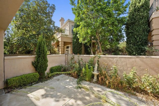 7274 Shoreline Dr 117, San Diego, CA 92122