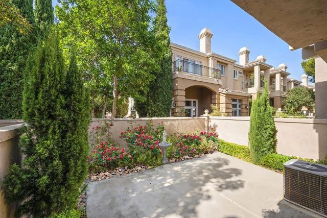 7274 Shoreline Dr 117, San Diego, CA 92122