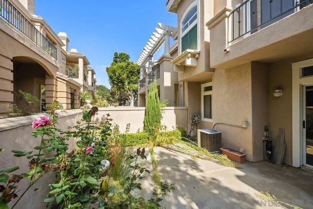 7274 Shoreline Dr 117, San Diego, CA 92122