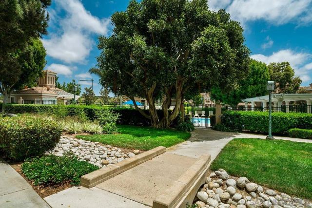 7274 Shoreline Dr 117, San Diego, CA 92122