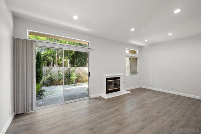 7274 Shoreline Dr 117, San Diego, CA 92122