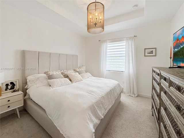 14813 SW 183rd Ter 14813, Miami, FL 33187