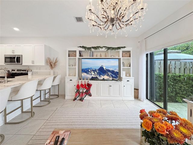 14813 SW 183rd Ter 14813, Miami, FL 33187
