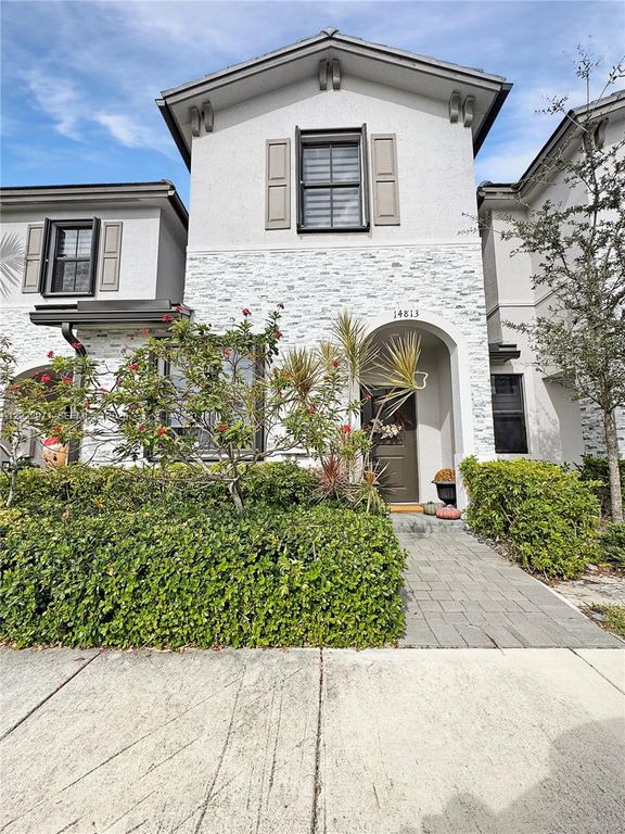 14813 SW 183rd Ter 14813, Miami, FL 33187