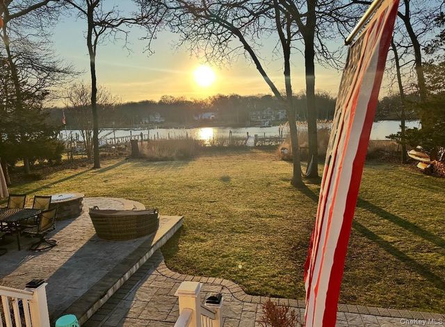 107A Ocean Avenue, Center Moriches, NY 11934