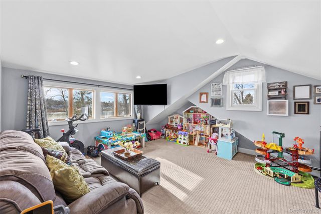 107A Ocean Avenue, Center Moriches, NY 11934