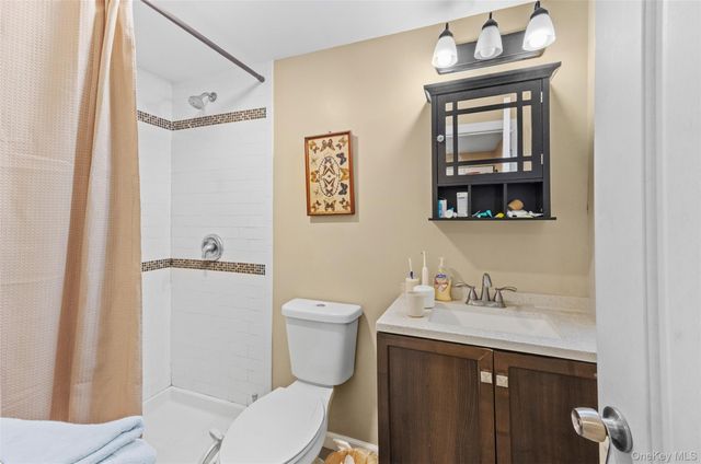 107A Ocean Avenue, Center Moriches, NY 11934