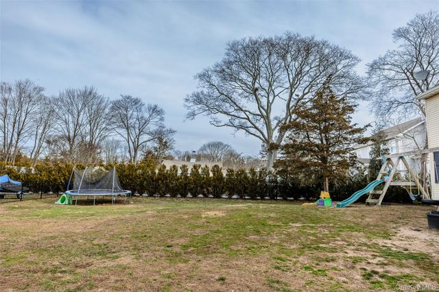 107A Ocean Avenue, Center Moriches, NY 11934