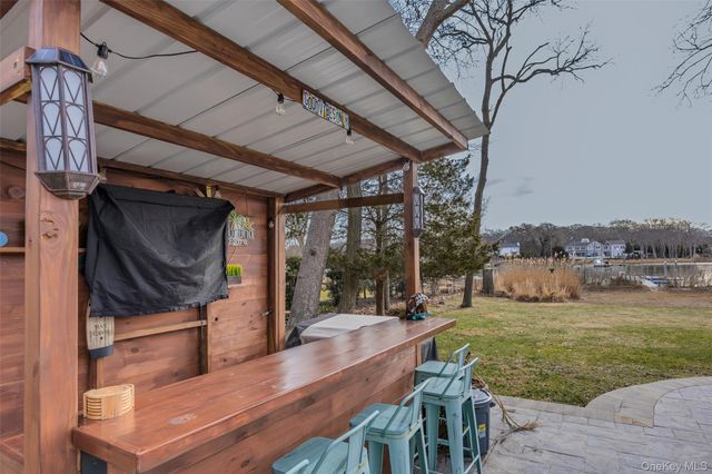 107A Ocean Avenue, Center Moriches, NY 11934