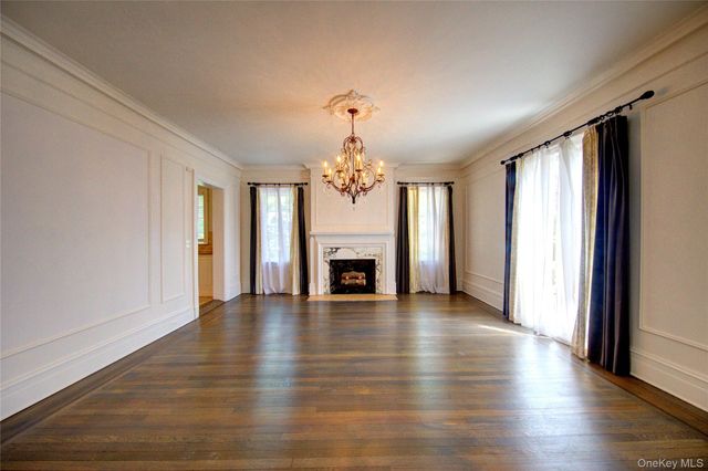159 Magnolia Boulevard, Long Beach, NY 11561