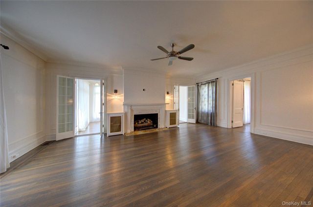 159 Magnolia Boulevard, Long Beach, NY 11561