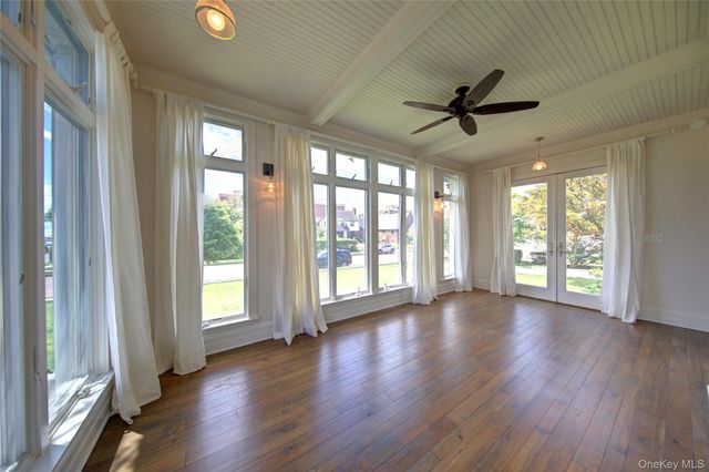 159 Magnolia Boulevard, Long Beach, NY 11561