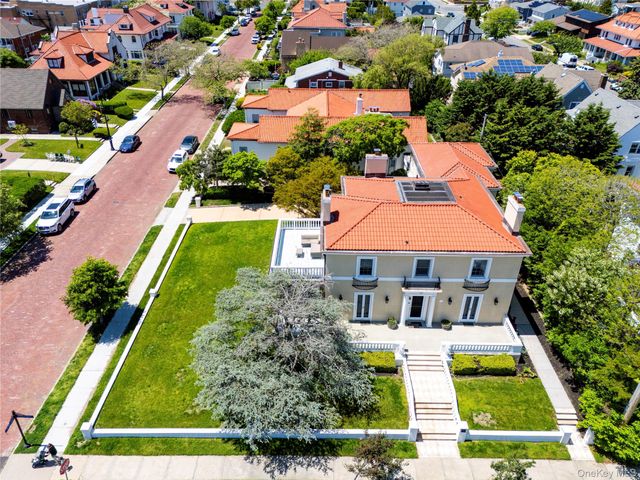 159 Magnolia Boulevard, Long Beach, NY 11561