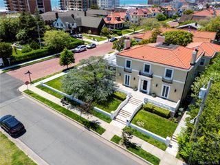 159 Magnolia Boulevard, Long Beach, NY 11561