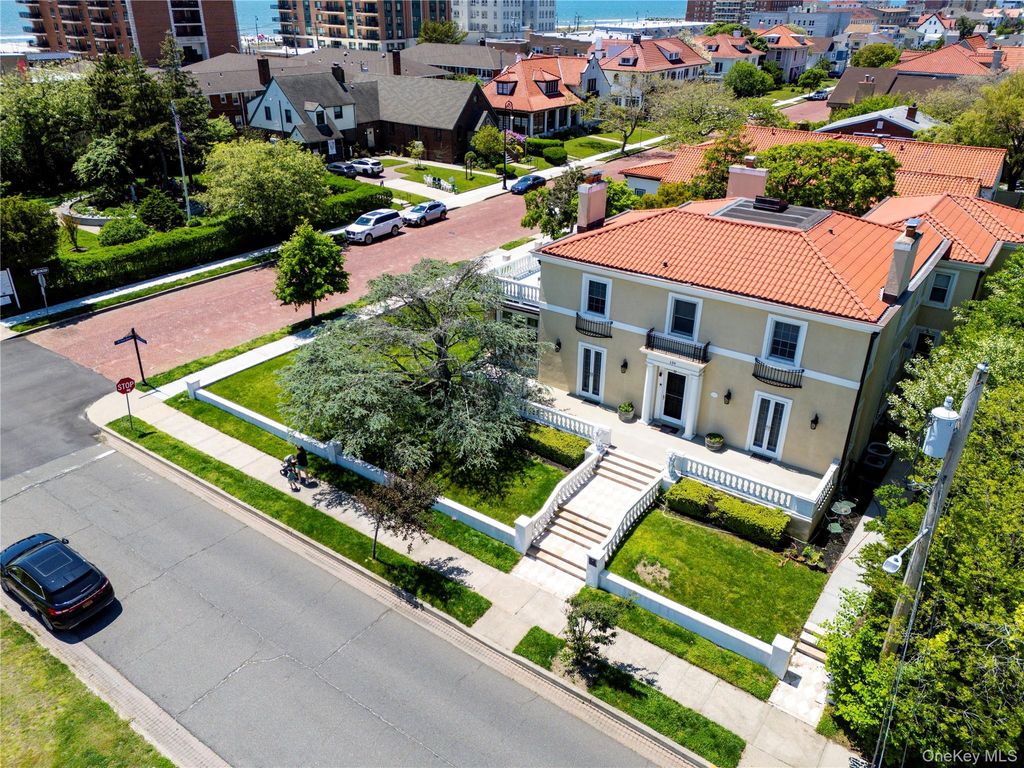 159 Magnolia Boulevard, Long Beach, NY 11561
