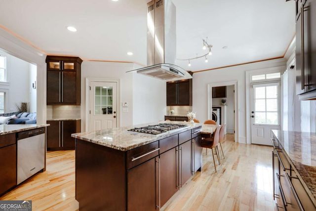 2041 Lakewood Manor Drive, Watkinsville, GA 30677