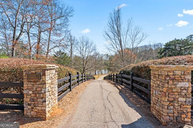 2041 Lakewood Manor Drive, Watkinsville, GA 30677