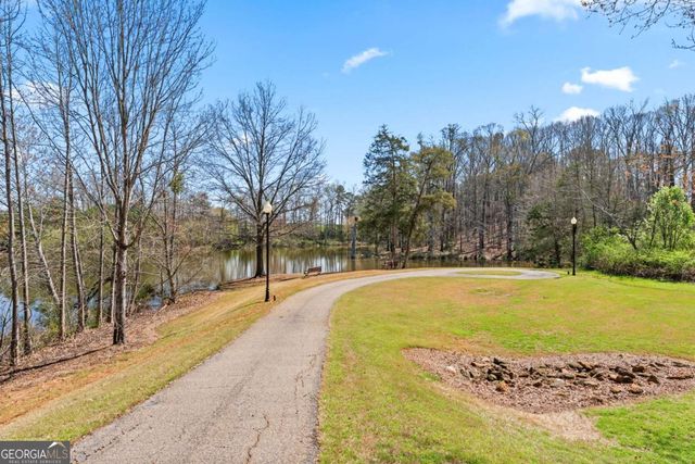 2041 Lakewood Manor Drive, Watkinsville, GA 30677