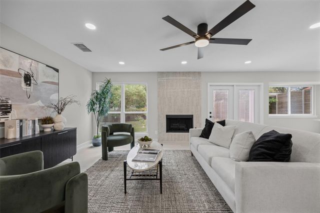 2817 Norfolk DR, Austin, TX 78745