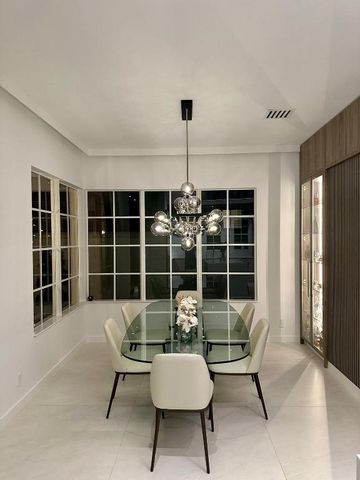 39 Stoney Drive, Palm Beach Gardens, FL 33410