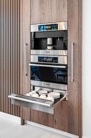 39 Stoney Drive, Palm Beach Gardens, FL 33410