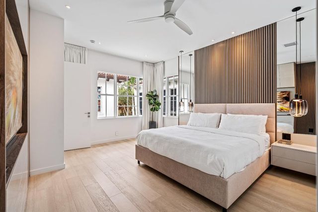 39 Stoney Drive, Palm Beach Gardens, FL 33410