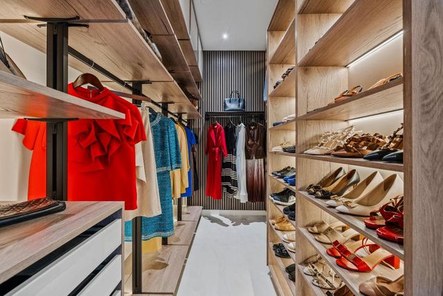 39 Stoney Drive, Palm Beach Gardens, FL 33410