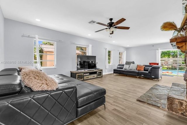 200 SW 16 Street, Pompano Beach, FL 33060
