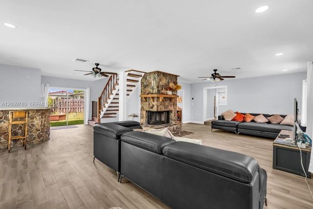 200 SW 16 Street, Pompano Beach, FL 33060